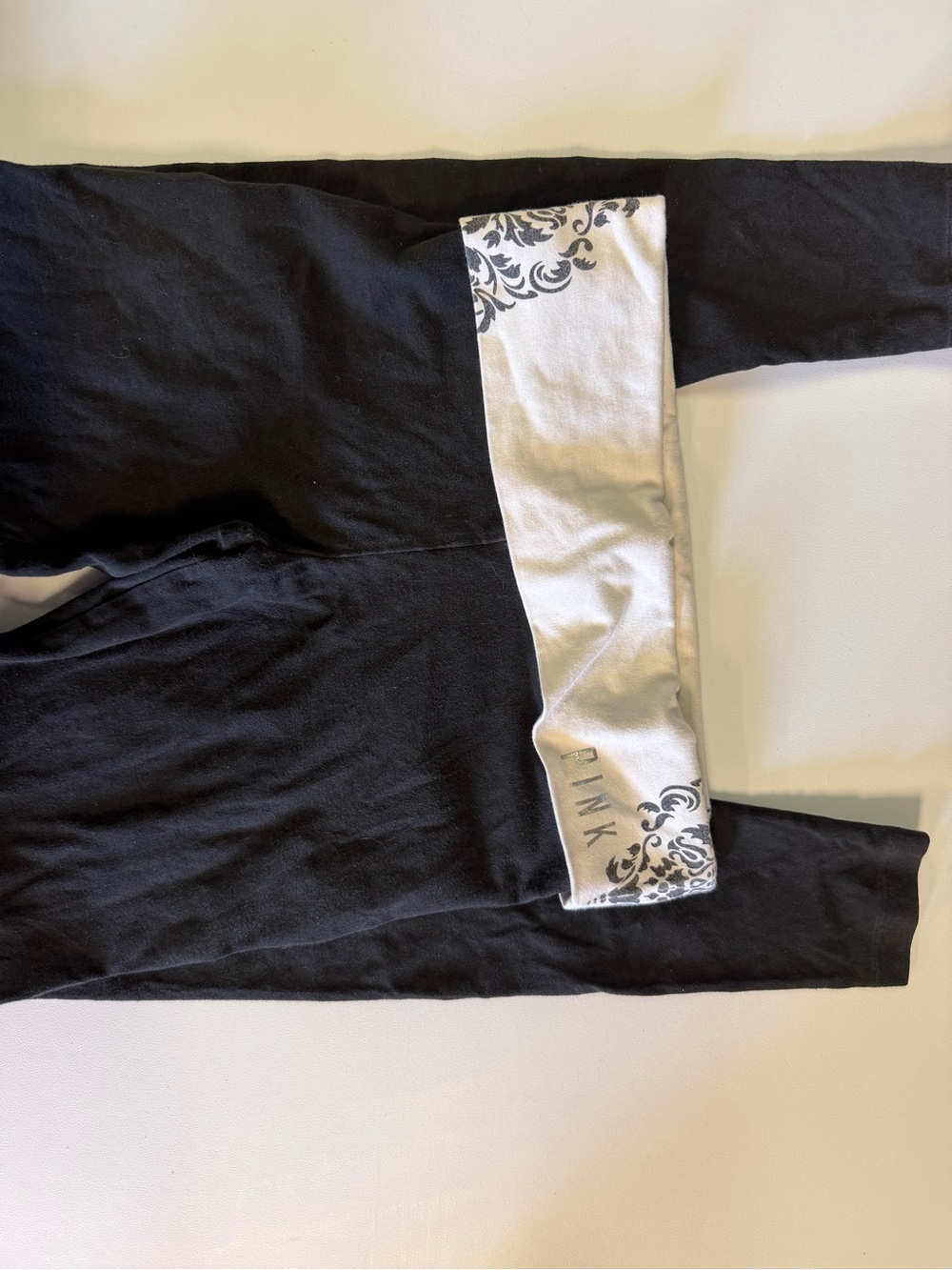 Victoria's Secret PINK Fold Over Yoga Leggings in Black & White Y2K